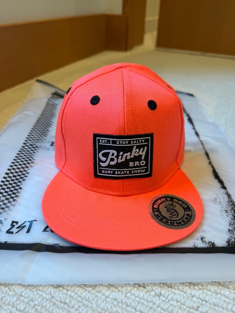 NIB Binky Bro SnapBack 4-12mo